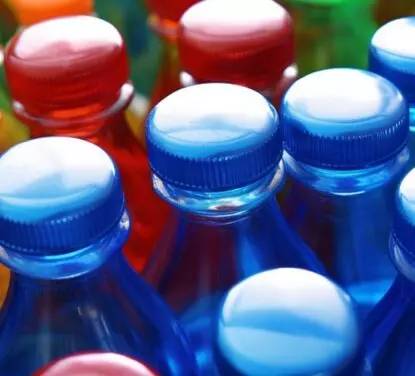 Plastik şişe üretim hattı