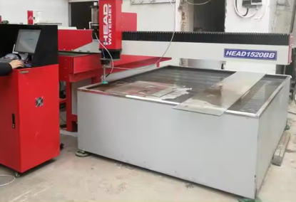 Yüksek basınçlı su jeti Kesim Ekipmanları Yüksek basınçlı su jeti Kesim Ekipmanları