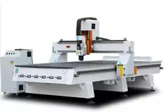 Otomatik takım değiştirme özelliğine sahip Metal CNC Router